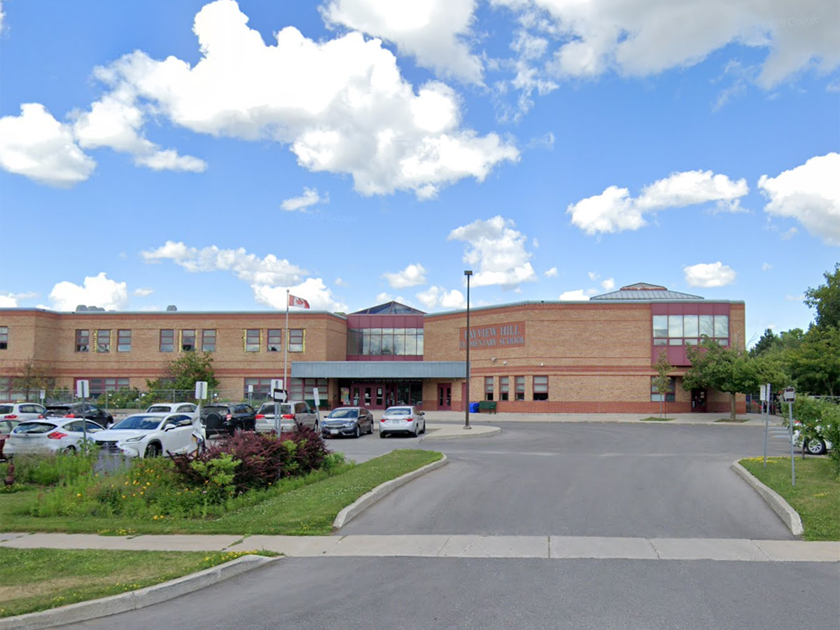 Bayview Hill Elementary School photo