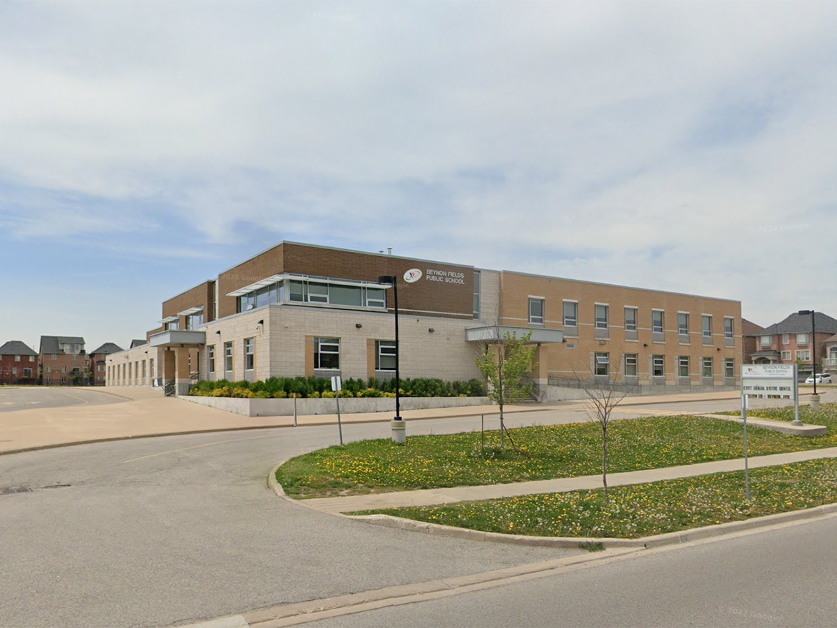 Beynon Fields Public School photo