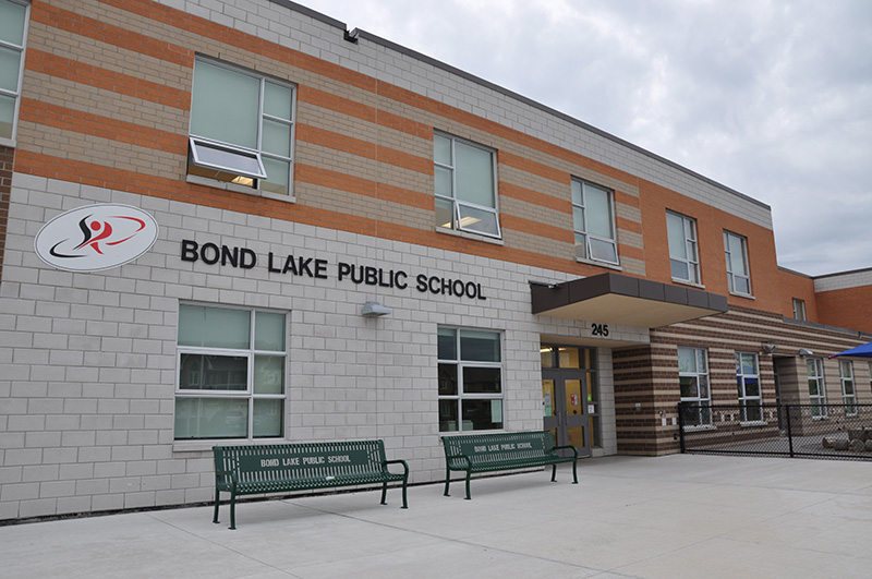 Bond Lake Public School photo