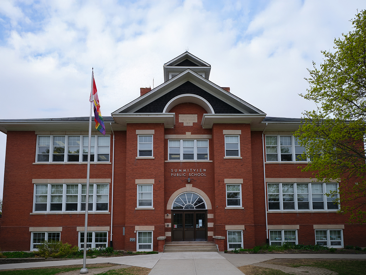 Summitview Public School photo
