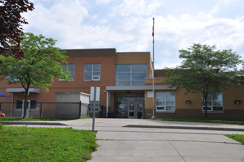 Lakeside Public School photo