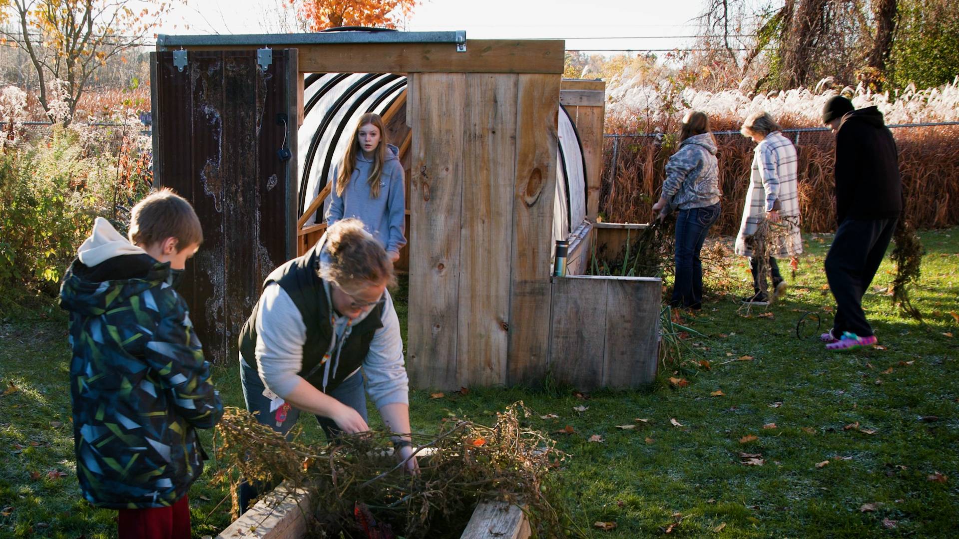 Morning Glory PS Students Build Hoop House to Grow Vegetables