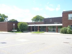 Mount Albert P.S. school building