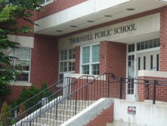 Thornhill P.S. school building