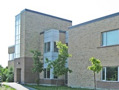 Thornlea S.S. school building