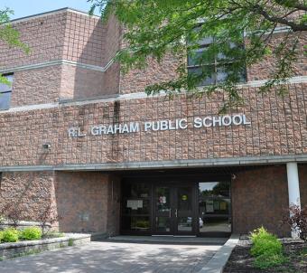 R L Graham Public School