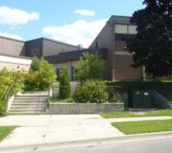 Aurora Heights P.S. school building