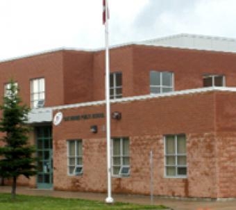 Oak Ridges P.S. school building